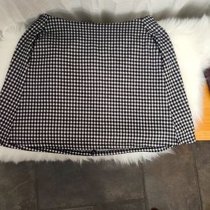 Juniors Houndstooth Skirt